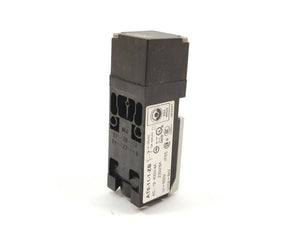 MOELLER AT0-11-1-ZB Safety Interlock Switch x2