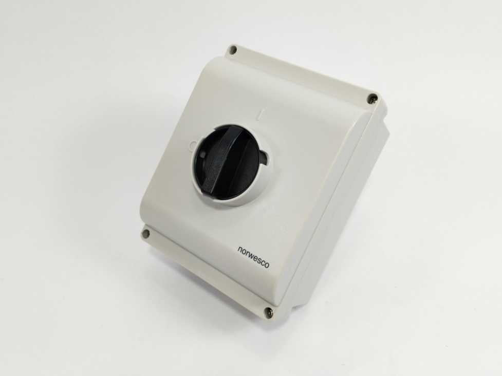 Norwesco SAF 340H/M32 EMC Front Operated Switch Disconnector