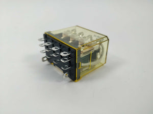 Idec RH4B-ULDC24V Relay Plug-In 4PDT 10A 24VDC 5 Pcs.