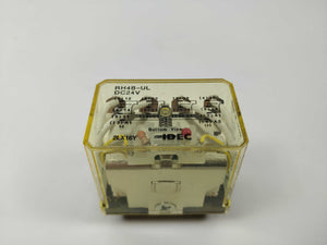 Idec RH4B-ULDC24V Relay Plug-In 4PDT 10A 24VDC 5 Pcs.