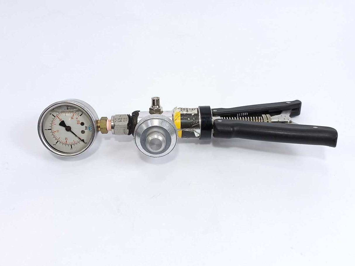 Fluke 700PTP Pneumatic Test Pump. Defective