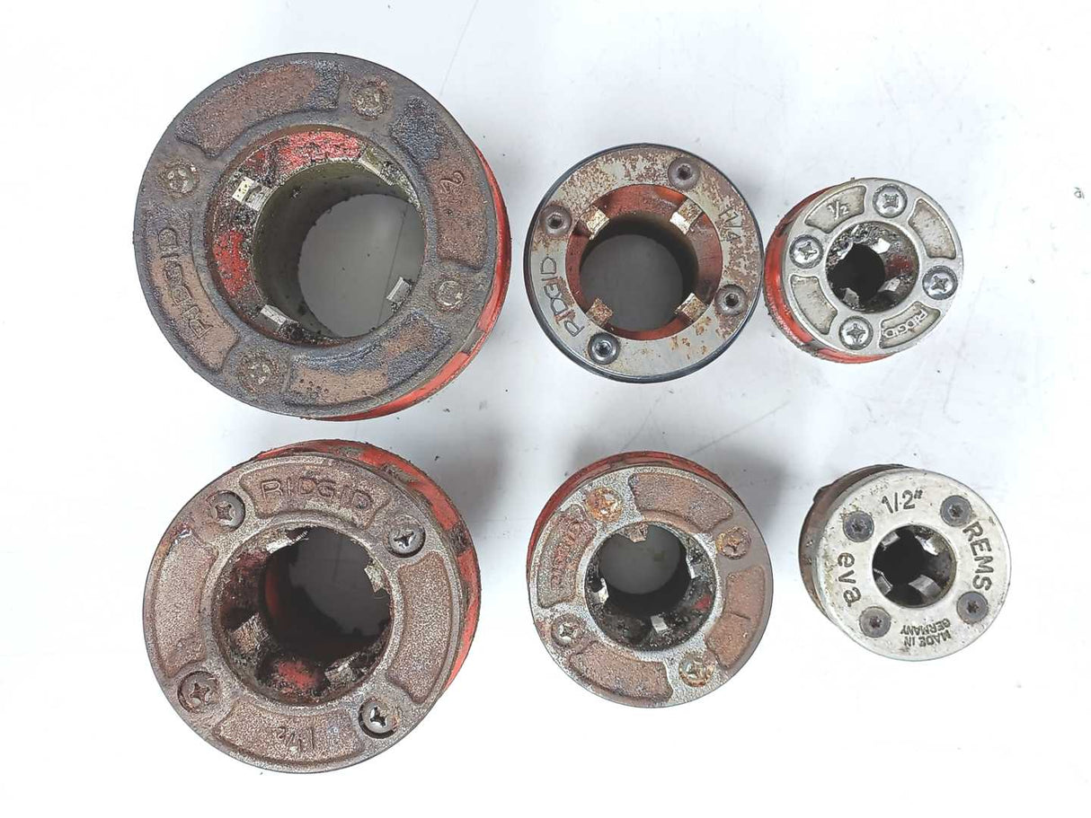 RIDGID 690 Pipe Threading Machine