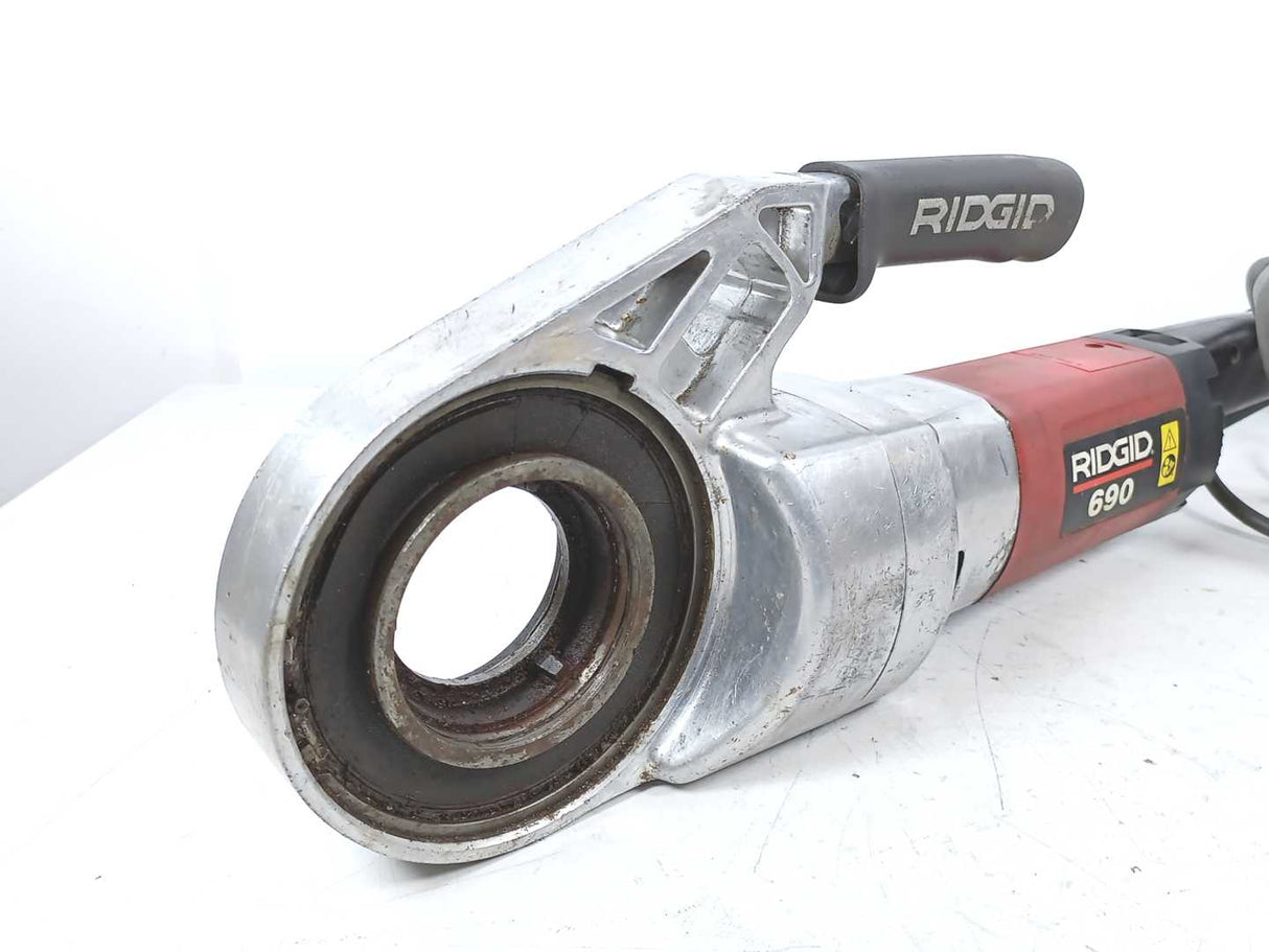 RIDGID 690 Pipe Threading Machine