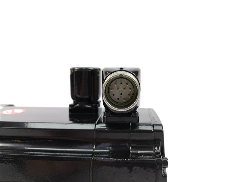 Schneider Electric SH31001P11A2122 Servo Motor, SH100/50030/0/1/00/00/10/00/00