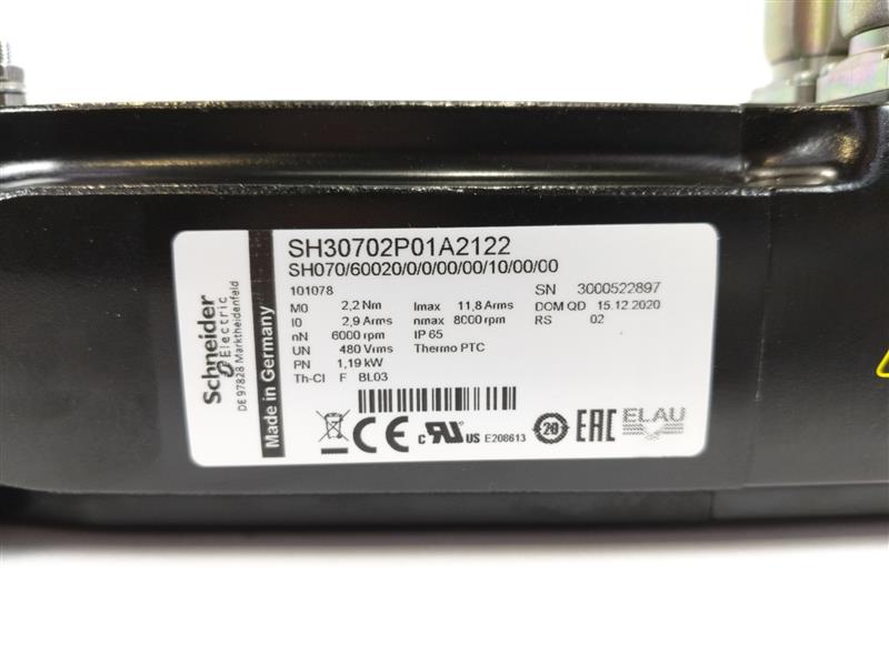 Schneider Electric SH30702P01A2122 Servo Motor, SH070/60020/0/0/00/00/10/00/00