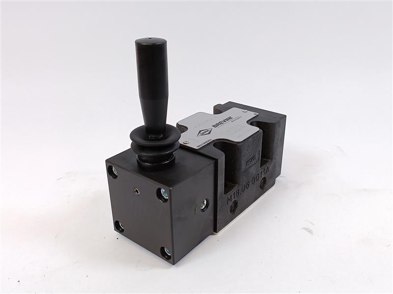 Brevini AD5L04CZ Manually Operated Directional Control Valve AD5L04C