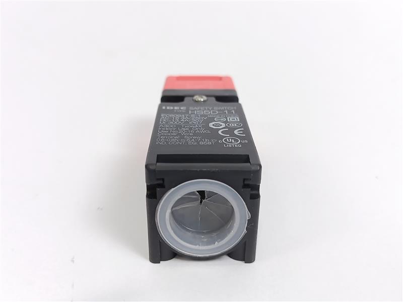 Idec HS5D-11 Safety Switch w/ Actuator Key