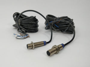 Telemecanique XS1M12PA370L2 Proximity sensor 2pcs