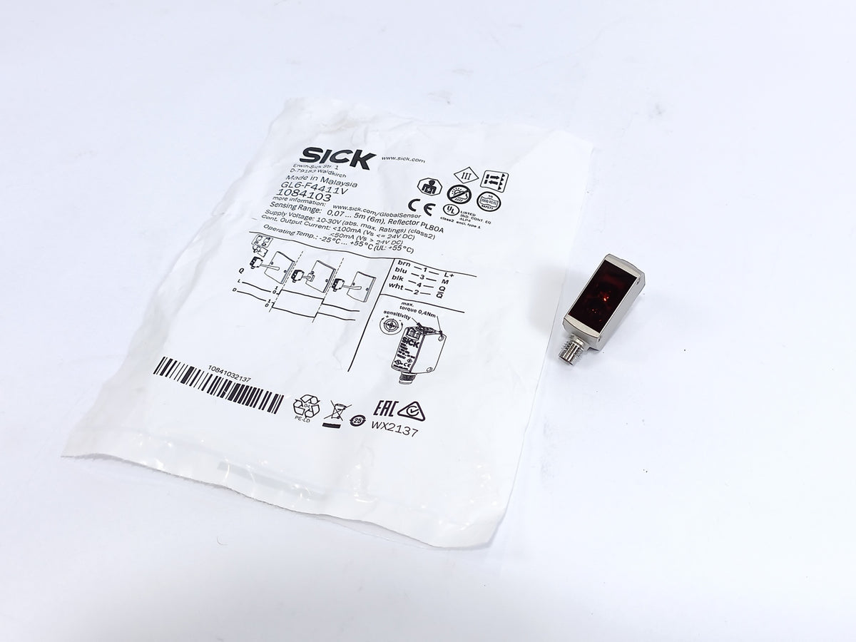 Sick 1084103 GL6-F4411V Photoelectric Retro-Reflective Sensor