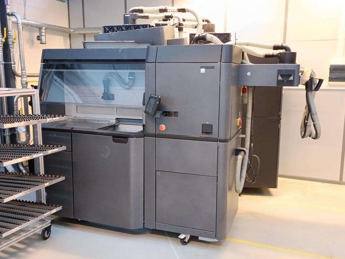 HP 2YG74A Jet Fusion 3D 4210 Processing Station with Fast Cooling