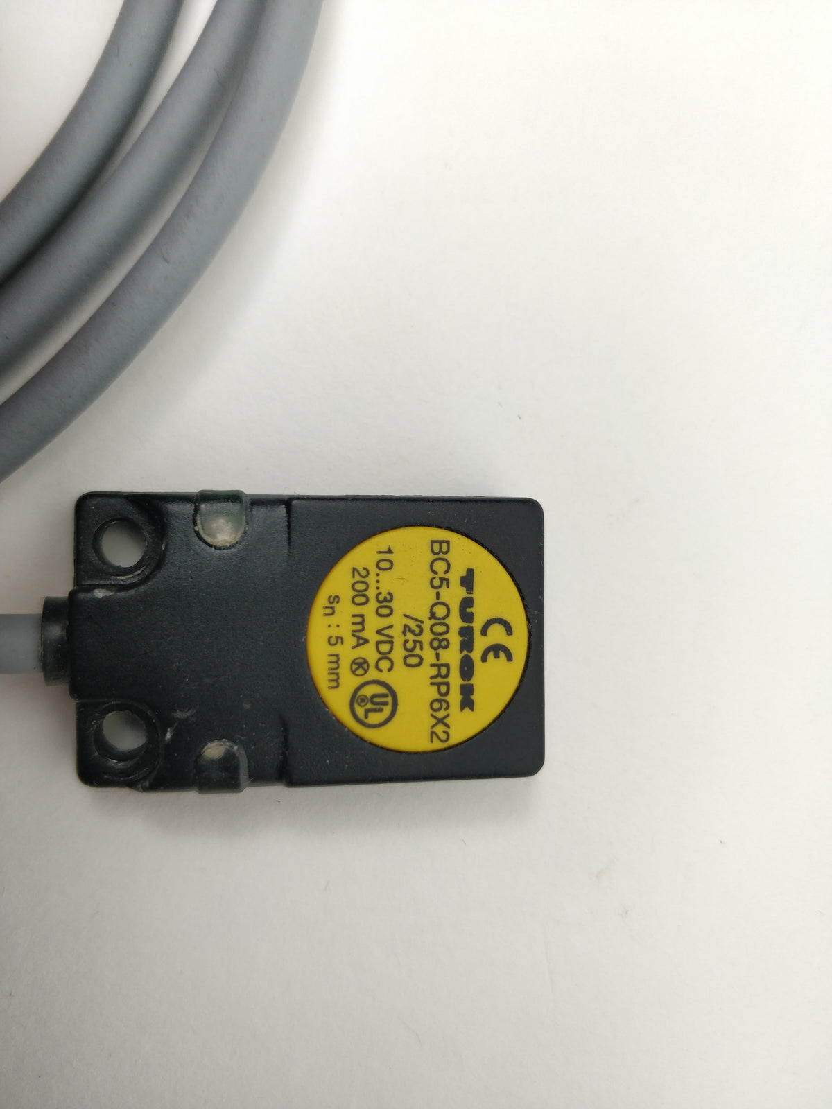 Turck BC5-Q08-RP6X2/250 Capacitive proximity switch